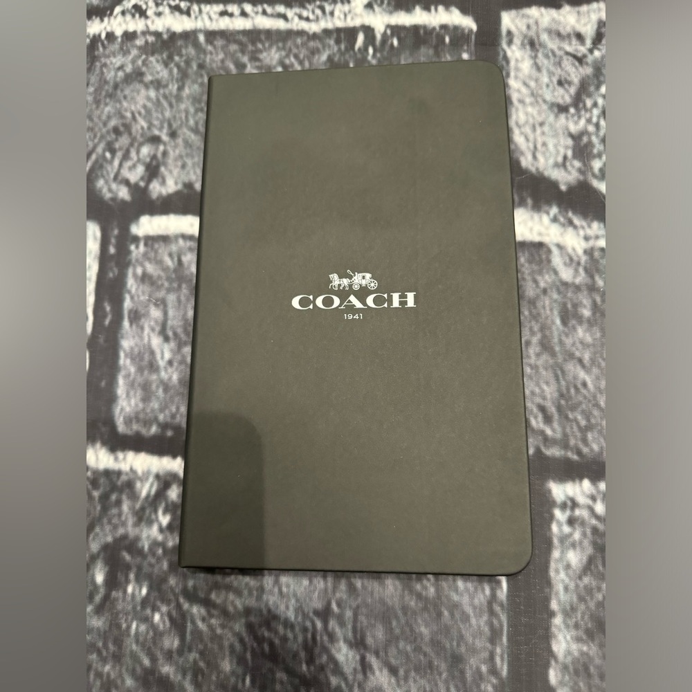 🔥🔥🔥COACH Notebook ⭐️⭐️⭐️
